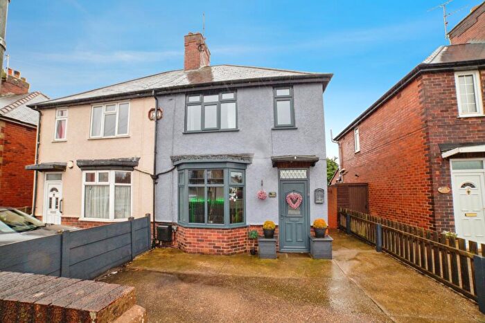 3 Bedroom Semi Detached House For Sale In Huthwaite Road, Sutton-in-Ashfield, Nottinghamshire, NG17