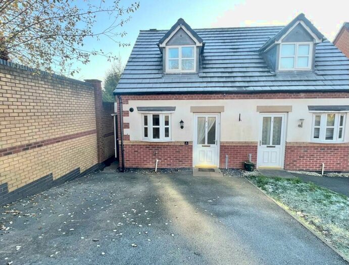 2 Bedroom Semi-Detached House To Rent In Britannia Mews, Rowley Regis, B65