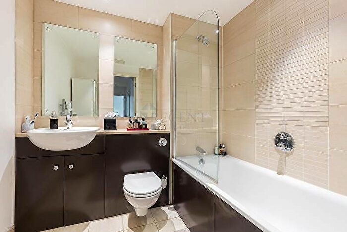 2 Bedroom Apartment To Rent In O Central, Crampton Street, SE17