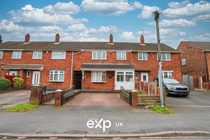 3 Bedroom Terraced House For Sale In Lichfield Street, Tipton, DY4