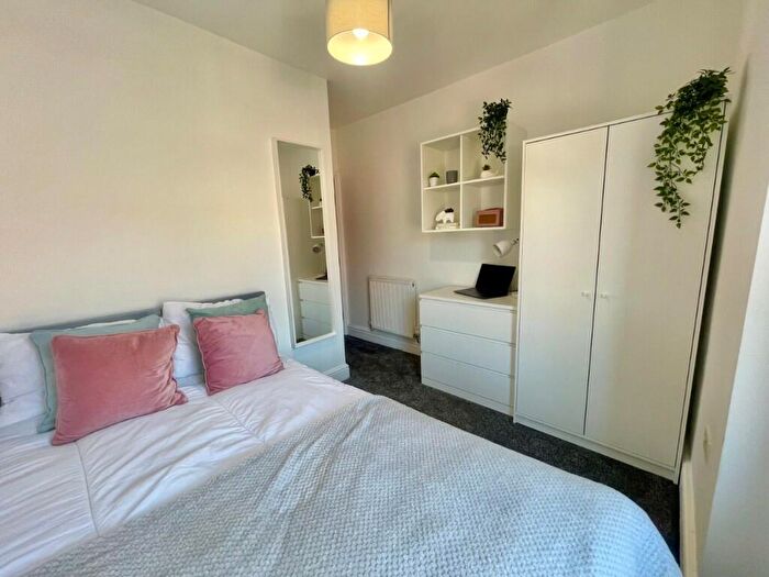 6 Bedroom Terraced House To Rent In Ermine Road, Chester, Cheshire, CH2