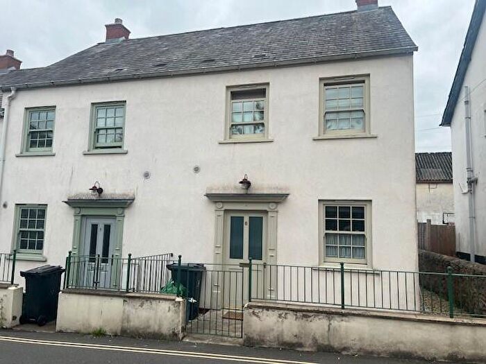 2 Bedroom Terraced House To Rent In Honiton, EX14