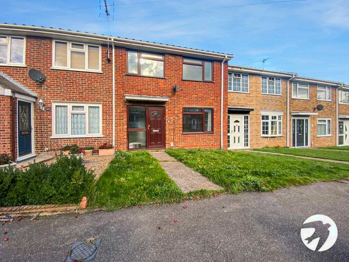 3 Bedroom Terraced House To Rent In Broadway, Gillingham, Kent, ME8