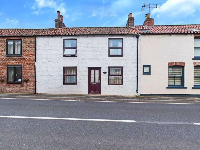 3 Bedroom Terraced House For Sale In Front Street, Langtoft, Driffield, YO25
