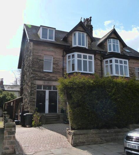 2 Bedroom Flat To Rent In South Drive, Harrogate, HG2