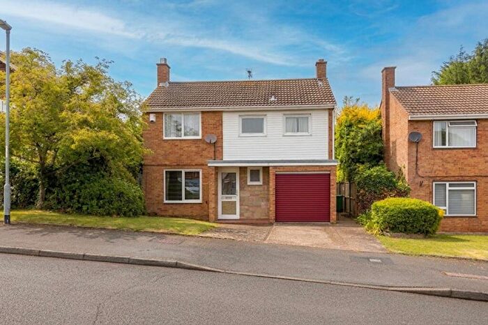 3 Bedroom Detached House For Sale In Fir Park, Harlow, CM19