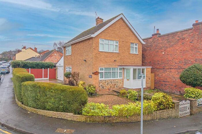 3 Bedroom Detached House For Sale In Rectory Street, Stourbridge, DY8