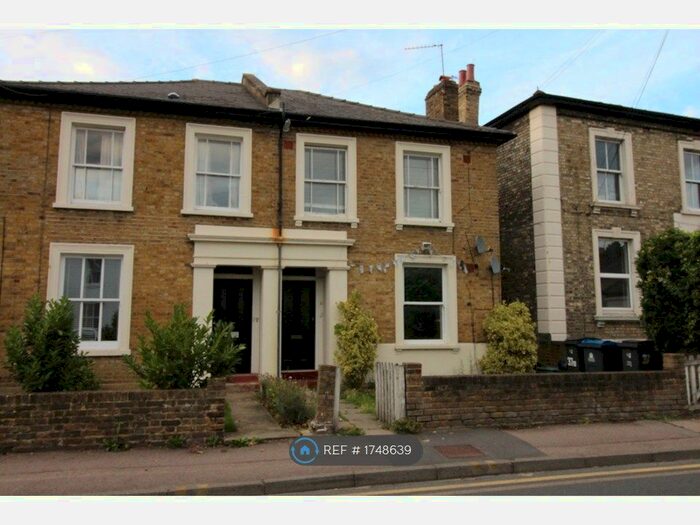 2 Bedroom Flat To Rent In Orchard Road, Kingston Upon Thames, KT1