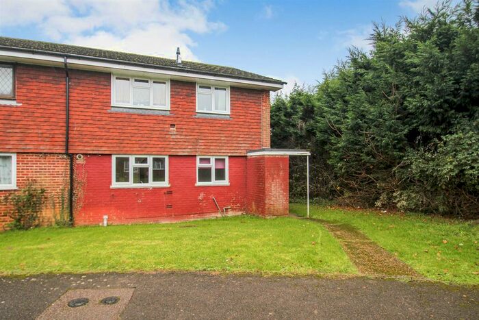1 Bedroom Maisonette To Rent In Turgis Close, Langley, Maidstone, ME17