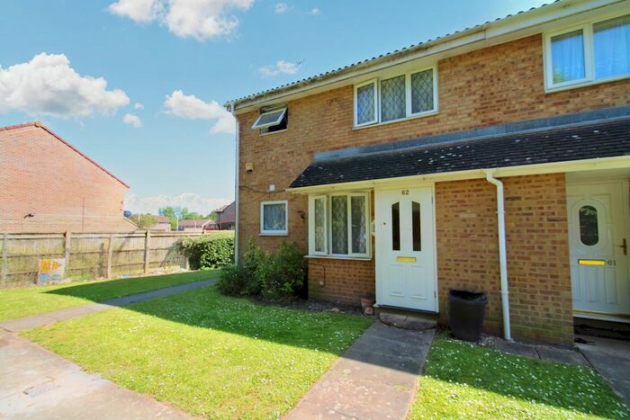 1 Bedroom End Of Terrace House To Rent In Newcombe Rise, Yiewsley, West Drayton, Greater London, UB7