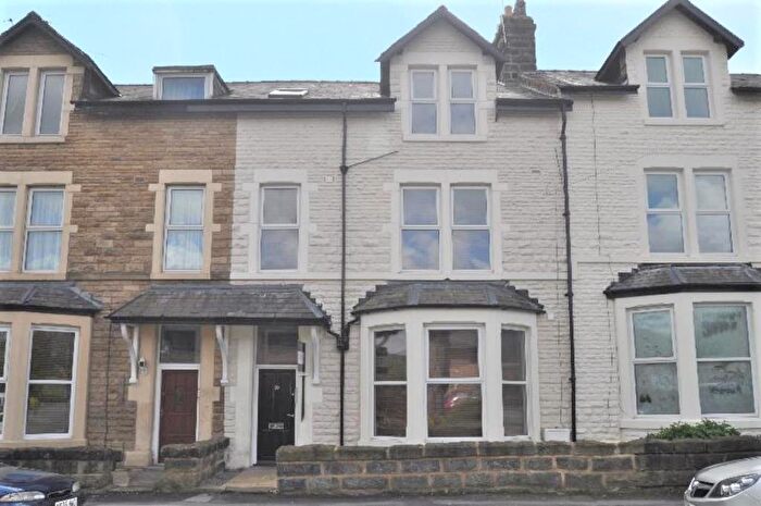 Studio To Rent In Grove Park Terrace, Harrogate, North Yorkshire, HG1