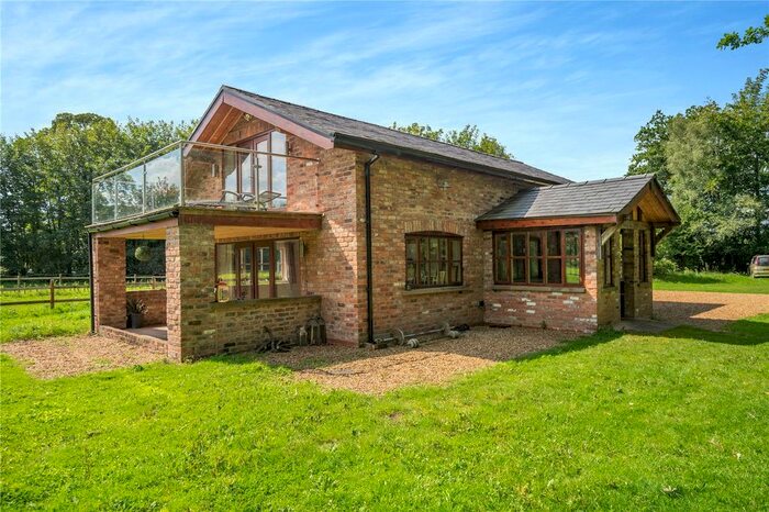 3 Bedroom Detached House For Sale In Moss Lane, Ollerton, Knutsford, Cheshire, WA16