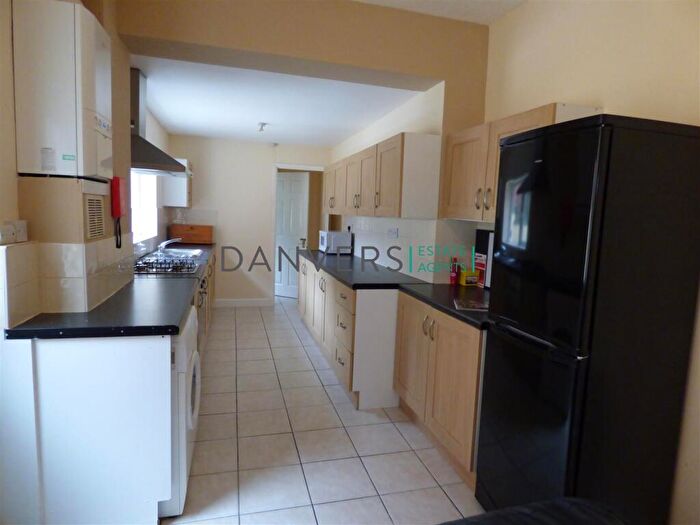5 Bedroom Detached House To Rent In Equity Road, Leicester, LE3