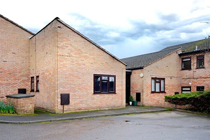 1 Bedroom Flat To Rent In Dovedale Close, Harefield, Uxbridge, UB9