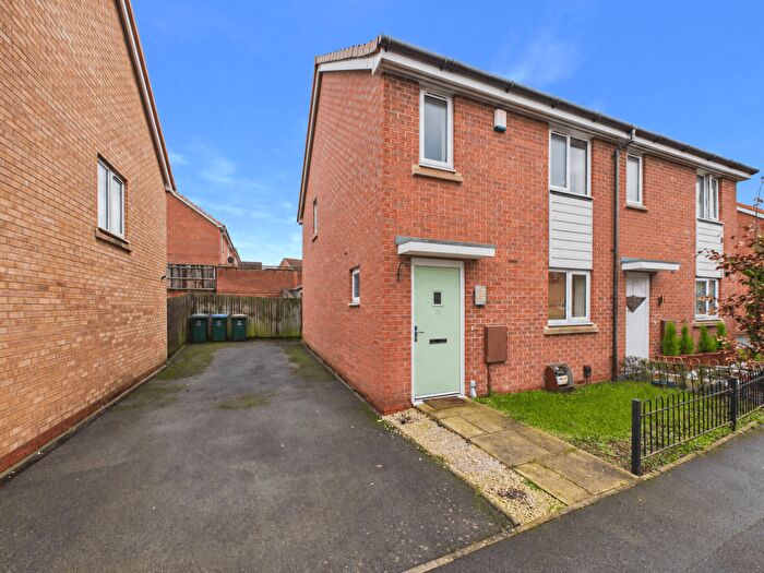 3 Bedroom Semi-Detached House To Rent In Lapworth Road, Coventry, CV2