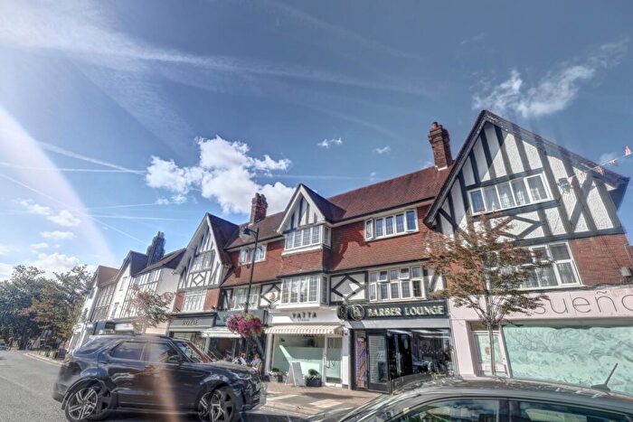 2 Bedroom Apartment To Rent In Sycamore Road, Amersham, Buckinghamshire, HP6