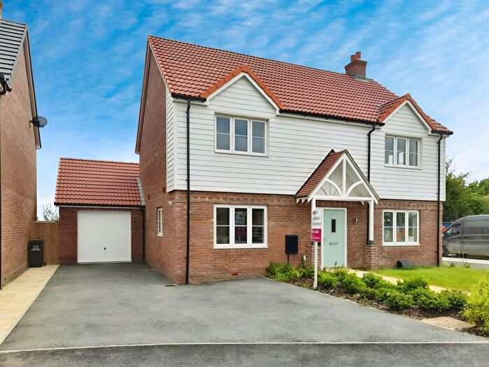 4 Bedroom Detached House For Sale In Cattlegate, Elmswell, Bury St. Edmunds, IP30
