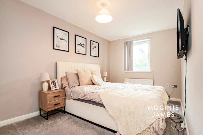 2 Bedroom Flat To Rent In Burford Gardens, Cardiff, CF11