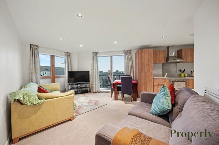 2 Bedroom Flat For Sale In Durnsford Road, Bassett House, SW19