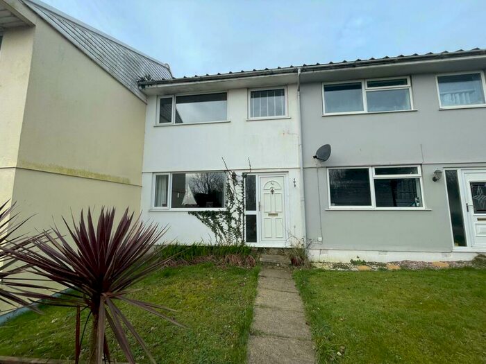 3 Bedroom Terraced House To Rent In Valley View, St. Keyne, PL14