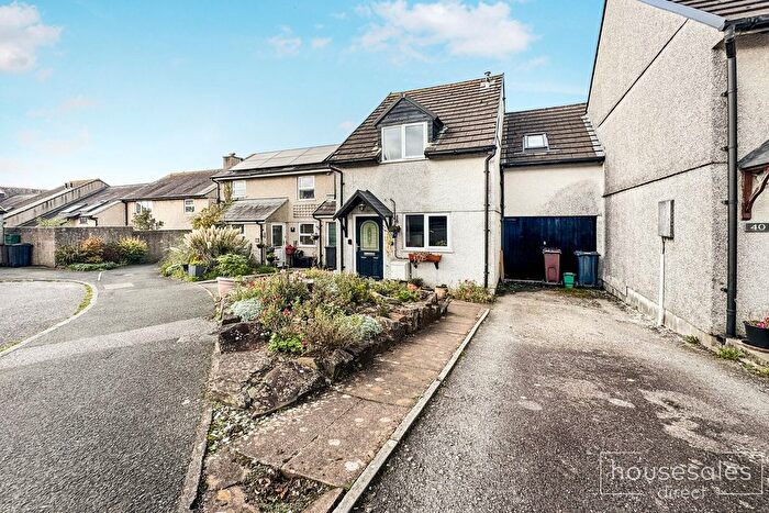 3 Bedroom Semi-Detached House For Sale In Cowling Gardens Menheniot, Liskeard, PL14