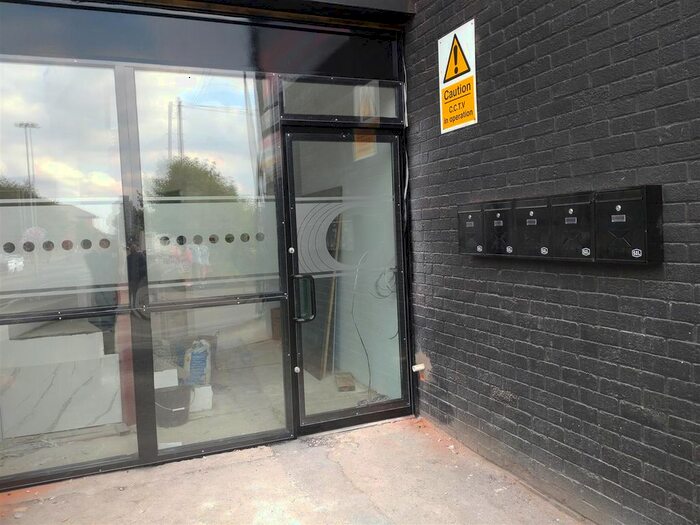 1 Bedroom Flat To Rent In Carlton Lanes Shopping Centre, Castleford, WF10