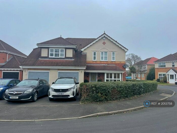 5 Bedroom Detached House To Rent In Bishops Meadow, Sutton Coldfield, B75