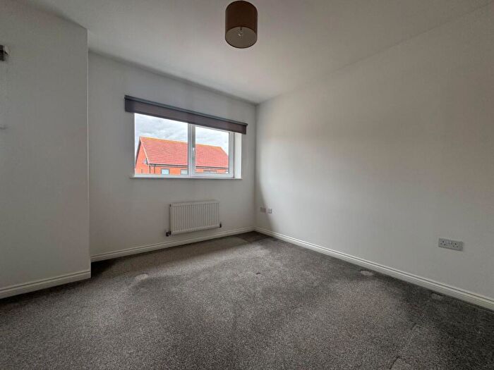 2 Bedroom End Of Terrace House To Rent In Mulberry Lane, Hull, East Yorkshire, HU4