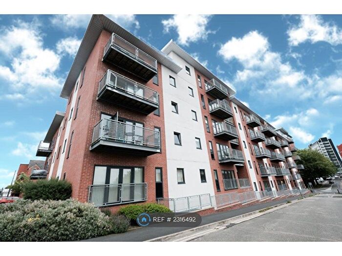 2 Bedroom Flat To Rent In Lumen Court, Preston, PR1