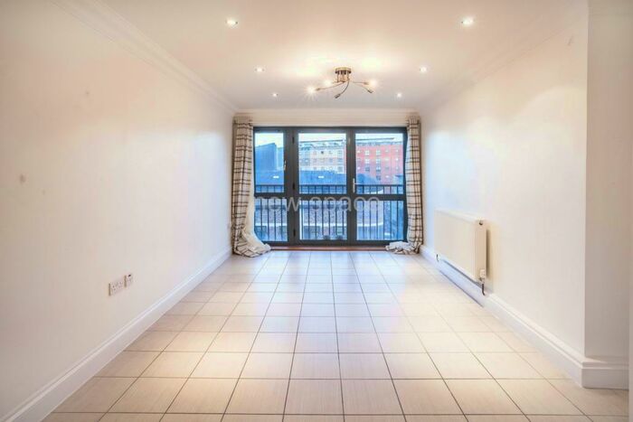 3 Bedroom Flat To Rent In Ment House, Mentmore Terrace, London Fields, E8