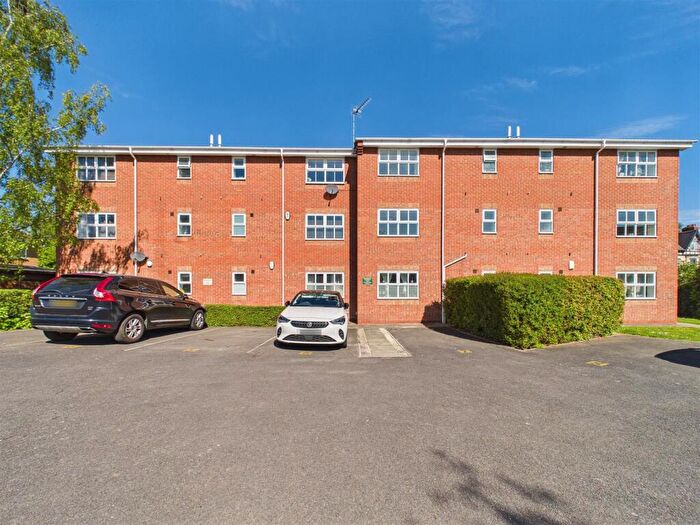 1 Bedroom Flat To Rent In Ardmore Close, Nottingham, NG2