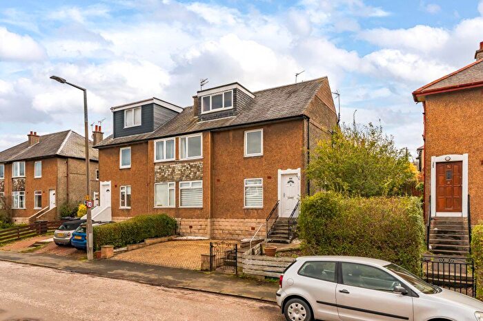 3 Bedroom Flat For Sale In Oxgangs Terrace, Edinburgh, EH13