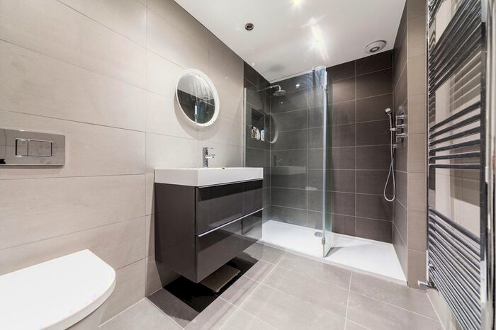 3 Bedroom Detached House To Rent In Crosslet Vale, Greenwich, London, SE10