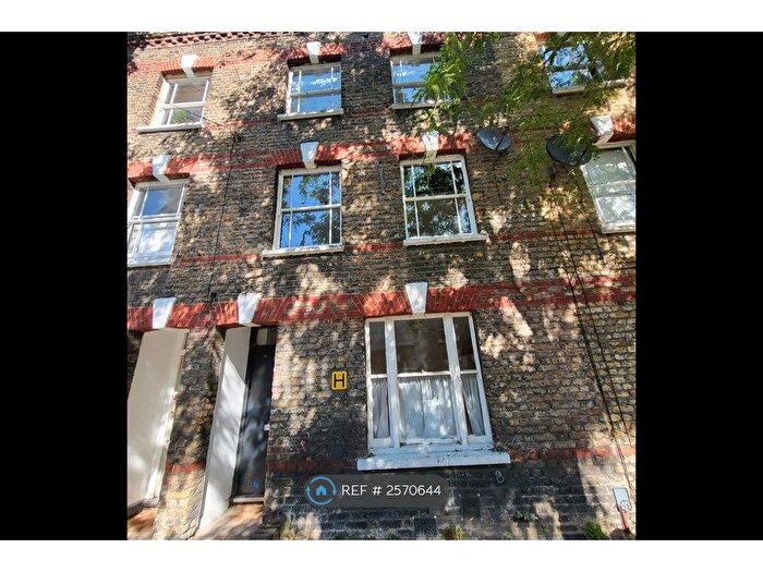 4 Bedroom Terraced House To Rent In Henshaw Street, London, SE17