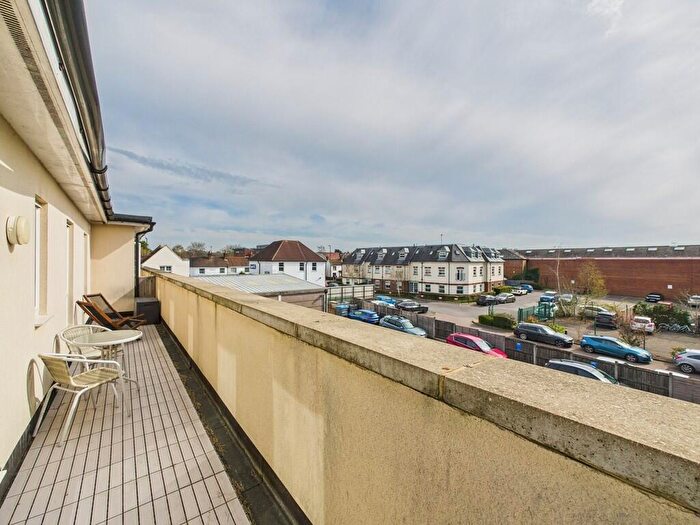 1 Bedroom Apartment For Sale In Queen Street, Horsham, RH13