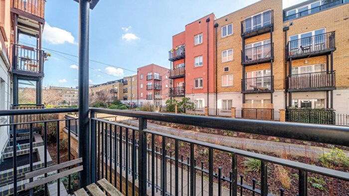 1 Bedroom Flat For Sale In Candle St, London, E1