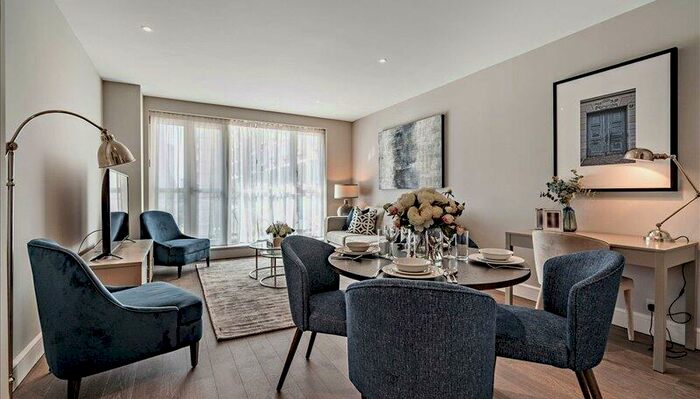 1 Bedroom Apartment To Rent In Westferry Circus, Canary Wharf, E14