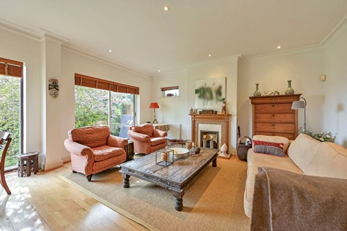5 Bedroom Detached House To Rent In Arthur Road, Wimbledon Park, London, SW19