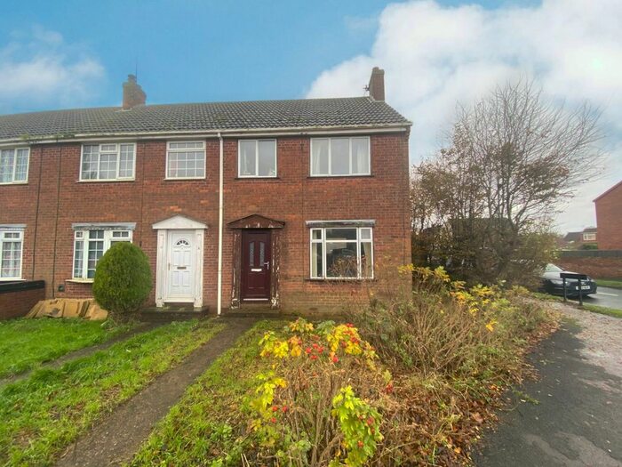 3 Bedroom End Of Terrace House For Sale In Headlands Road, Aldbrough, Hull, East Yorkshire, HU11