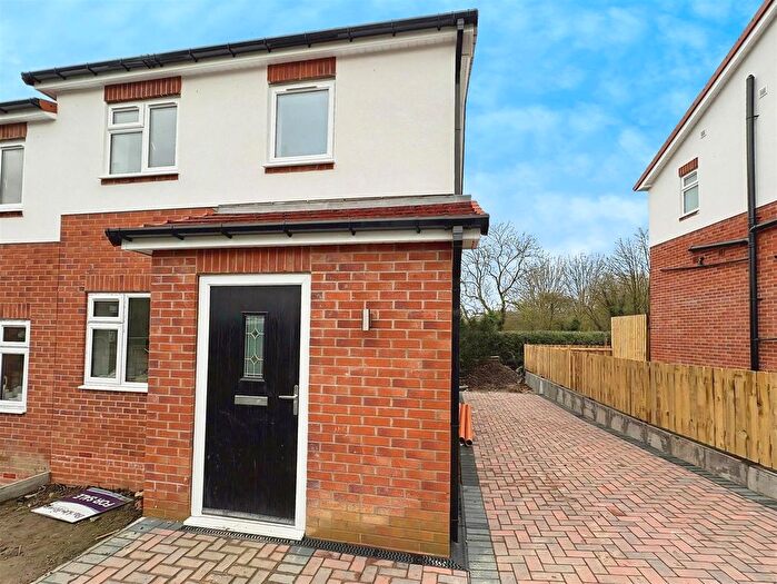3 Bedroom Semi-detached House For Sale In Bedlington Row, Bramley Road, Doe Lea, S44