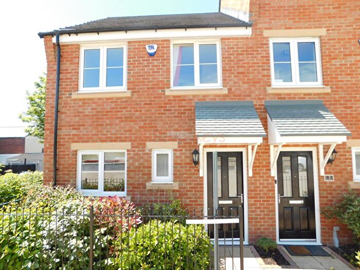 3 Bedroom Semi-Detached House To Rent In Kirkfields, Durham, County Durham, DH6