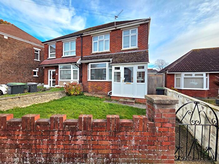 3 Bedroom Semi-Detached House For Sale In Fisgard Road, Gosport, PO12