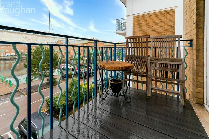 2 Bedroom Flat To Rent In Neptune Court, The Strand, Brighton BN2
