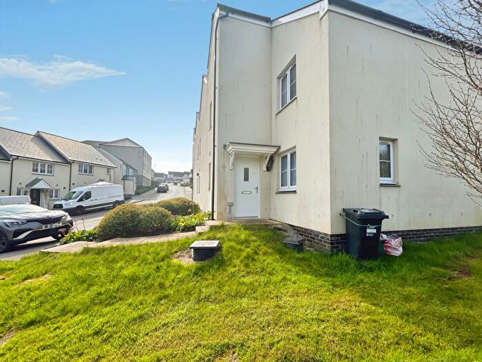 2 Bedroom End Of Terrace House For Sale In Long Croft Road, Hayle, TR27