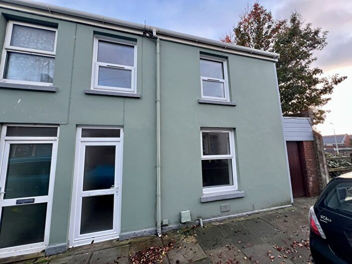 3 Bedroom Property To Rent In Prospect Place, Llanelli, Carmarthenshire, SA15