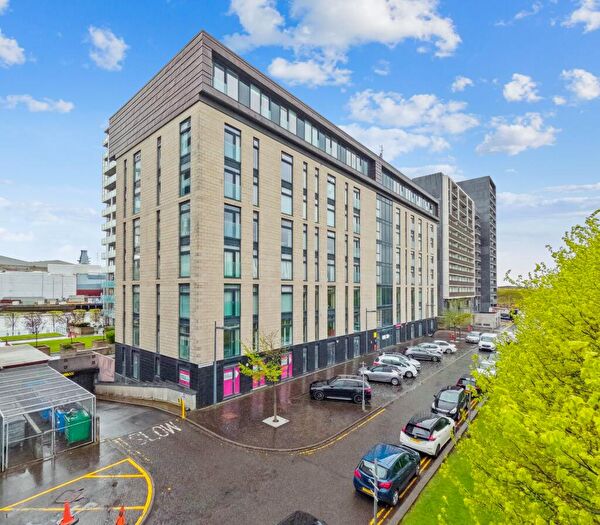Studio To Rent In Glasgow Harbour Terrace, Flat -, Glasgow Harbour, Glasgow, G11