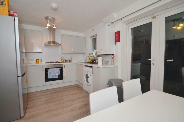 4 Bedroom Terraced House To Rent In Stretford Road, Hulme, Manchester, M15