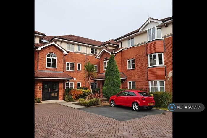 2 Bedroom Flat To Rent In Chamberlain Drive, Wilmslow, SK9