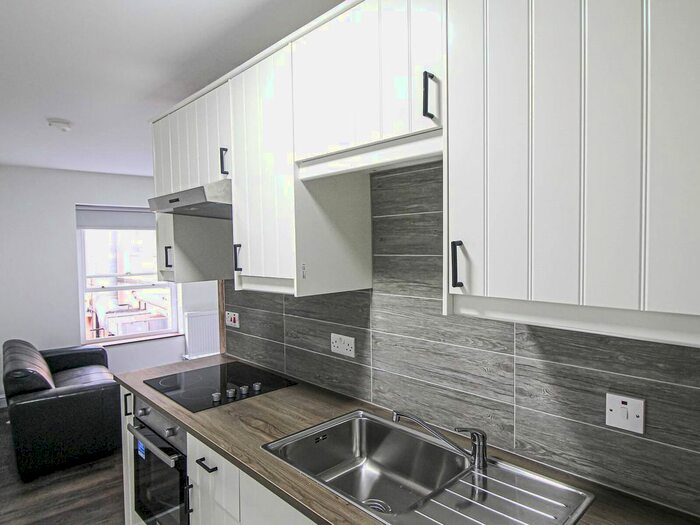 1 Bedroom Flat To Rent In Fossgate, York, North Yorkshire YO1