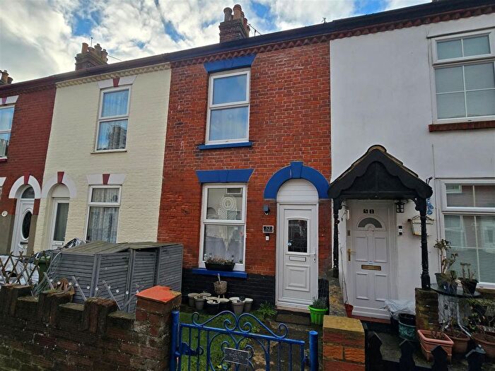 2 Bedroom Terraced House For Sale In Elsie Road, Great Yarmouth, NR31